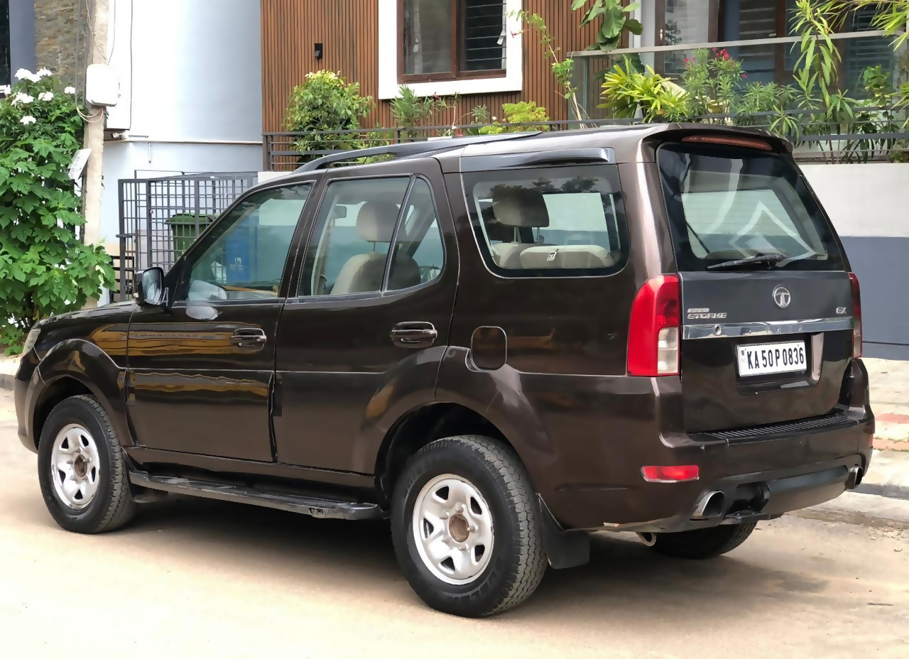 Used 2014 tata safari for Sale in bangalore at - Main Image